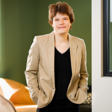 Photo de Ma&icirc;tre Elodie YNNA